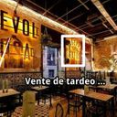 Tardeo en La Revoltosa-Taberna de los Gatos por Loraine
