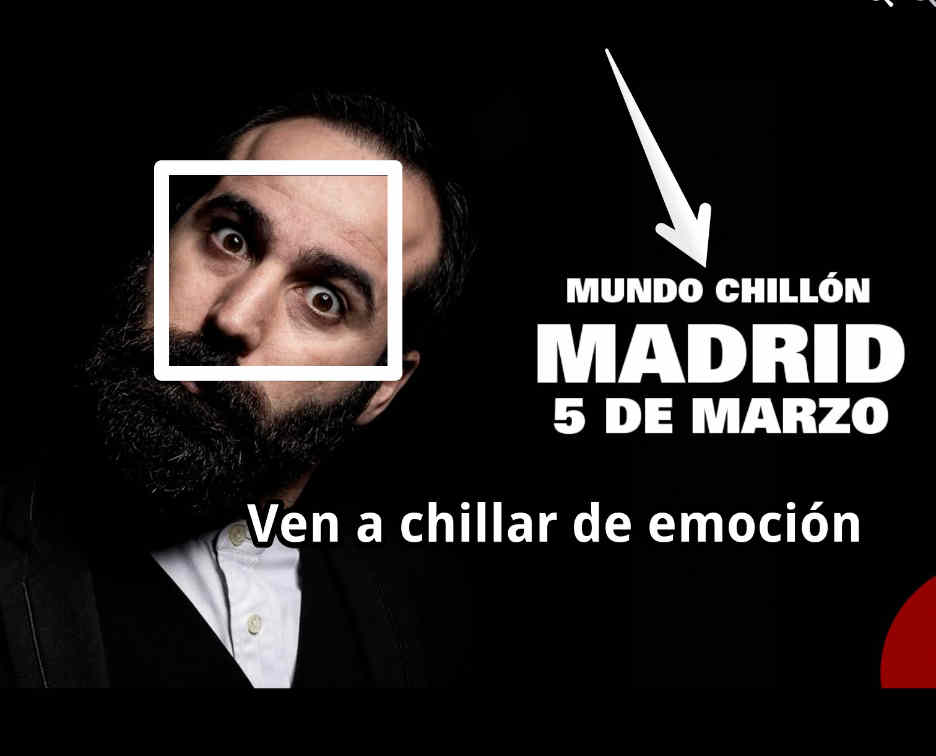 Actividad con Frente, Ceja, Fotografía con flash, Mandíbula, Fuente, Barba, Pie de foto, Sin expresión, Oscuridad, Bigote